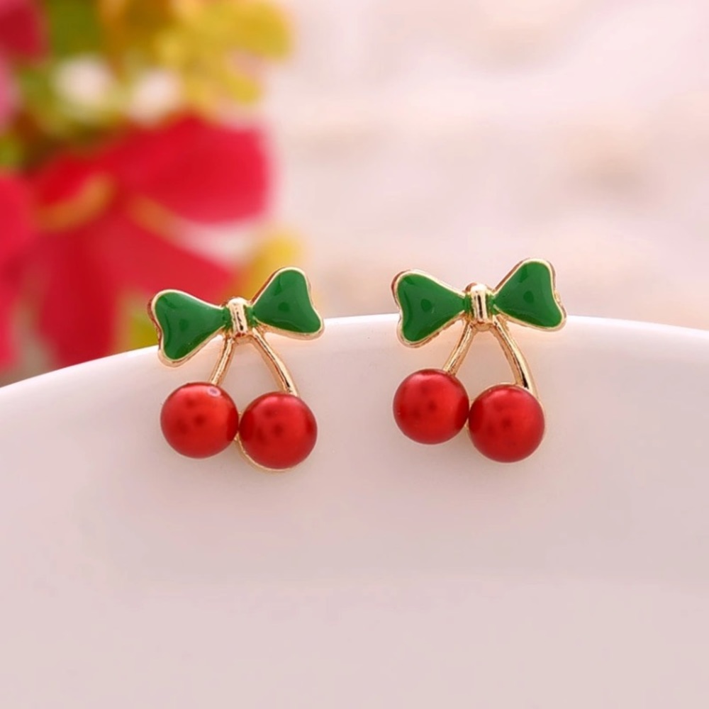 retro style cherry pearl earrings NEW - Picture 3 of 4